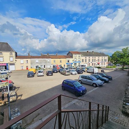 Le Qg Des Epesses A 5 Min Du Puy Dufou Villa Les Epesses Exterior photo